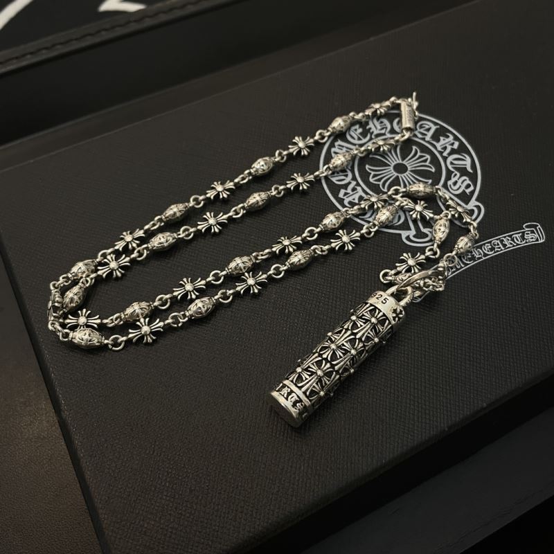 Ch*0me He**ts necklaces